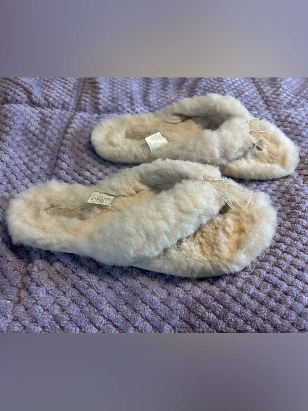 Cozy UGG Ivory Fluff Flip Flop Sandals women size 8 - Picture 4 of 10